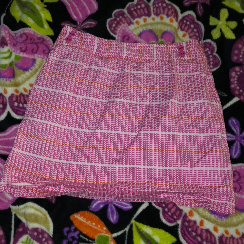 Adorable Vineyard Vines Skirt!
